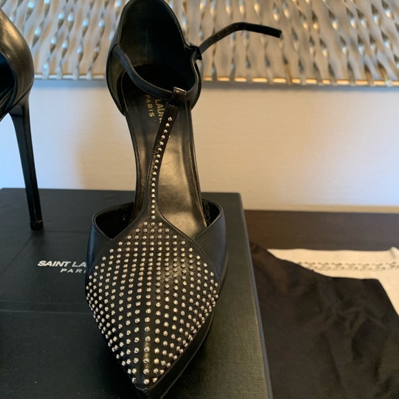 YSL Studded Janis Mary Jane Heel. Black. Size 38. - Picture 7 of 15